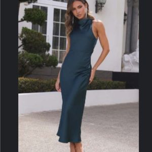 Hello Molly 
Hot Girl Approved Maxi Dress Green